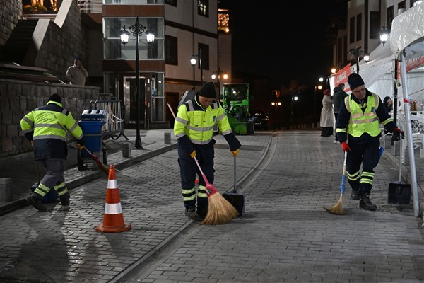 Ankara’da Ramazan ayında temizlik çalışmaları sürüyor