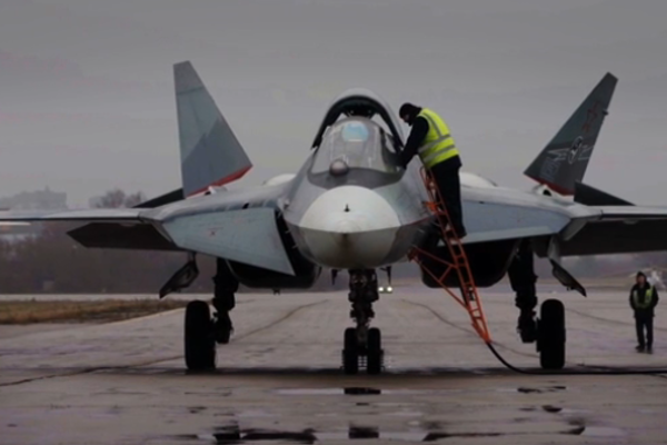 Rusya, beşinci nesil motorla SU-57 savaş uçağının ilk deneme uçuşunu gerçekleştirdi