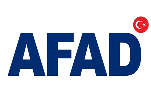 AFAD, Lübnan’a 40 palet ilaç ulaştırdı