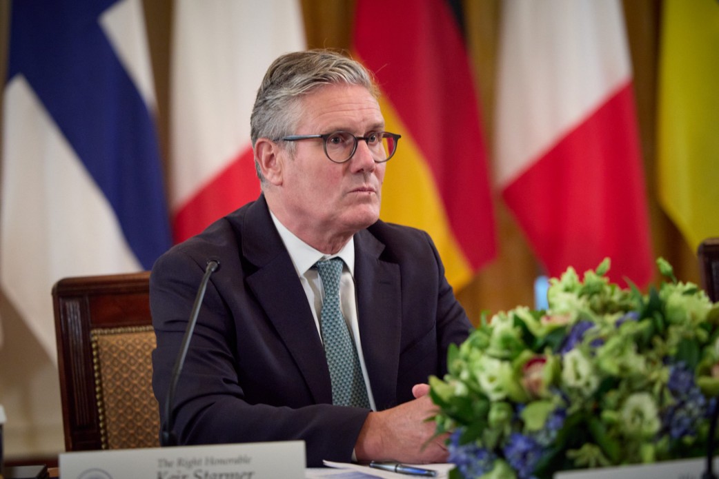 Starmer: Yakıt vergisi indirimini yılın geri kalanı için uzattık