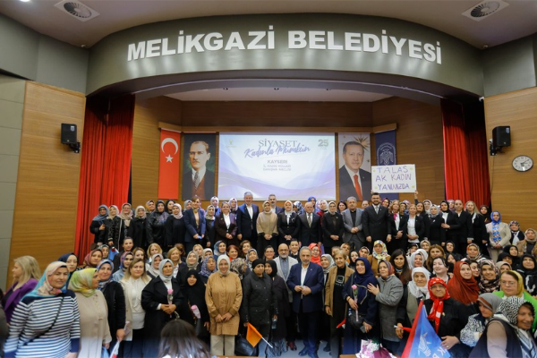 Kayseri’de AK Parti Kadın Kolları Danışma Meclisi Toplantısı gerçekleşti