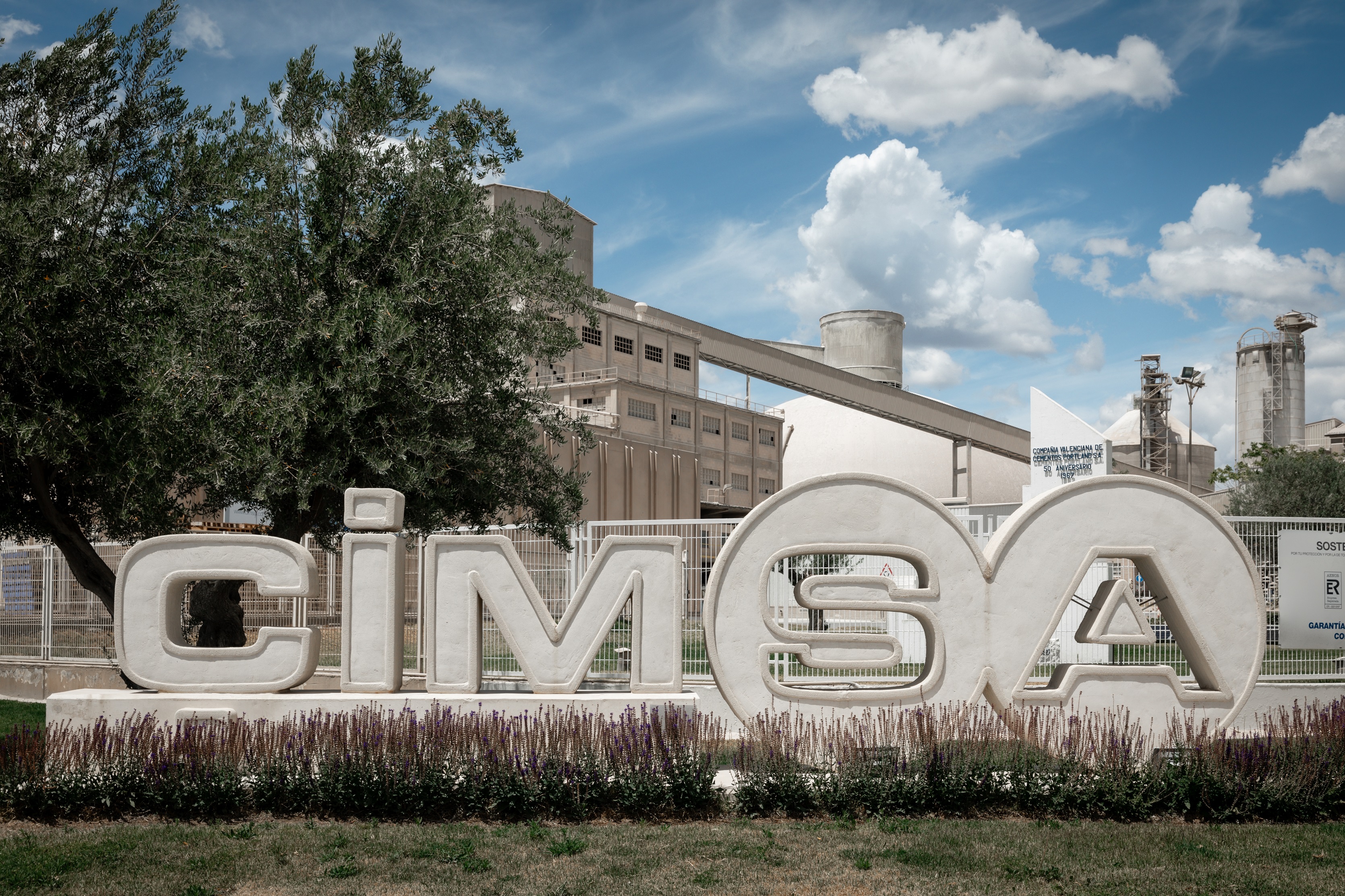 Çimsa ilk 9 ayda satışlarını reel olarak yüzde 34 artırarak 33,1 milyar TL’ye taşıdı