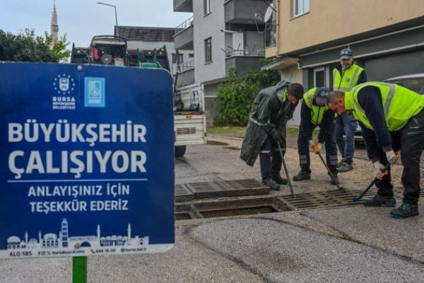Bursa’da yoğun yağışa karşı ekipler teyakkuza geçti