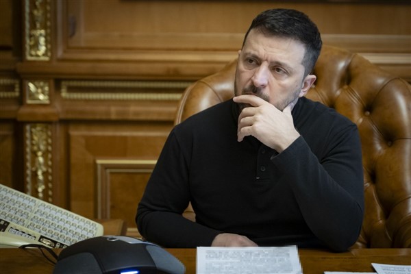 Zelenski: Ukrayna'nın toparlanmasına ilişkin anlaşma taslağını geliştiriyoruz