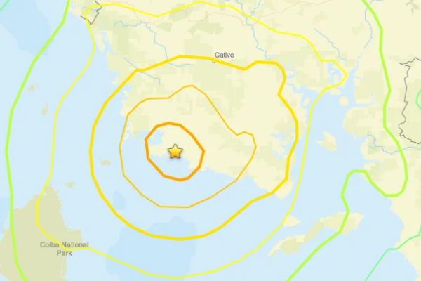 Panama’da deprem 