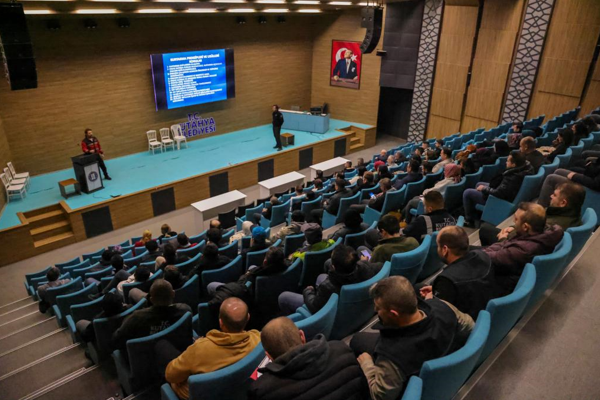 Kütahya'da acil durumlara karşı hazırlıkların güçlendirilmesine yönelik eğitim düzenlendi