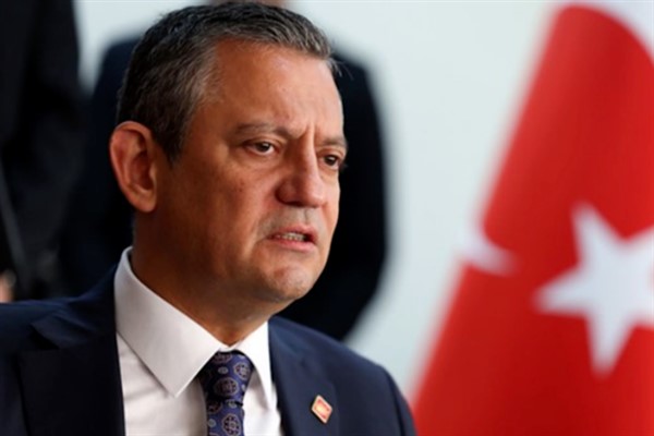 CHP Genel Başkanı Özel, Manisa’da partililerle bayramlaştı