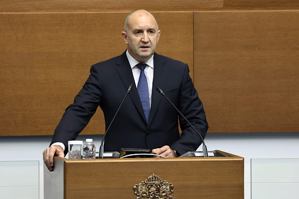 Radev, Rusya'ya yönelik 21. yaptırım paketine çekince koyabileceğini açıkladı