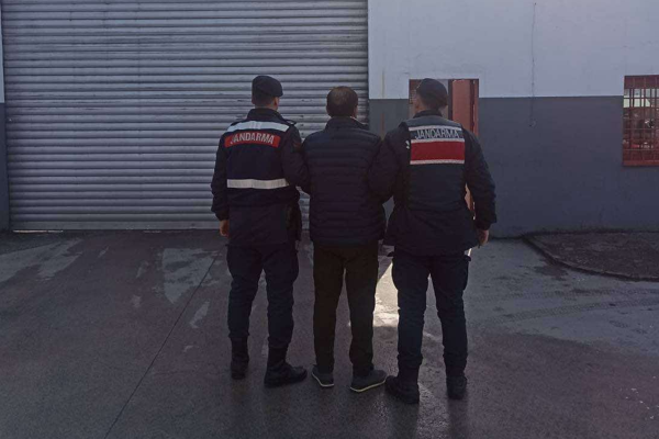 Rize’de 7 yıl 10 ay hapis cezası bulunan şahıs yakalandı