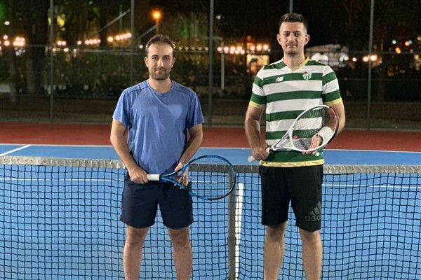 Orhangazi'de GaziCup Tenis Turnuvası düzenleniyor