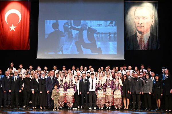 Atatürk Kocaeli’de 10 Kasım törenleriyle anıldı