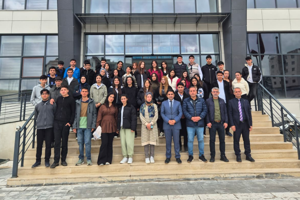 Batman Sivil Toplum Merkezi'nden öğrencilere yönelik eğitim