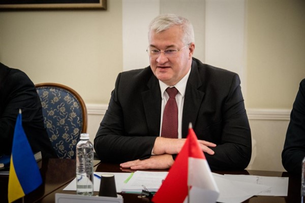 Sybiha: Moskova yalnızca baskı dilini anlar