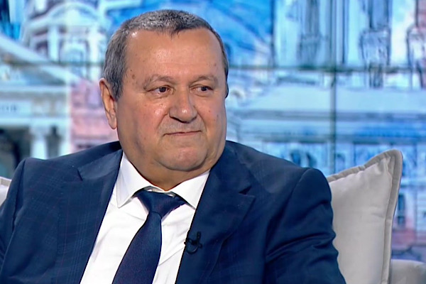 Ademov: Halkın sesinin sosyal politika araçlarıyla modellenmesine izin vermeyeceğiz