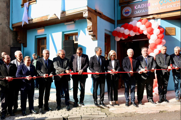 Gemlik'te Kadın ve Çocuk Dayanışma Merkezi açıldı