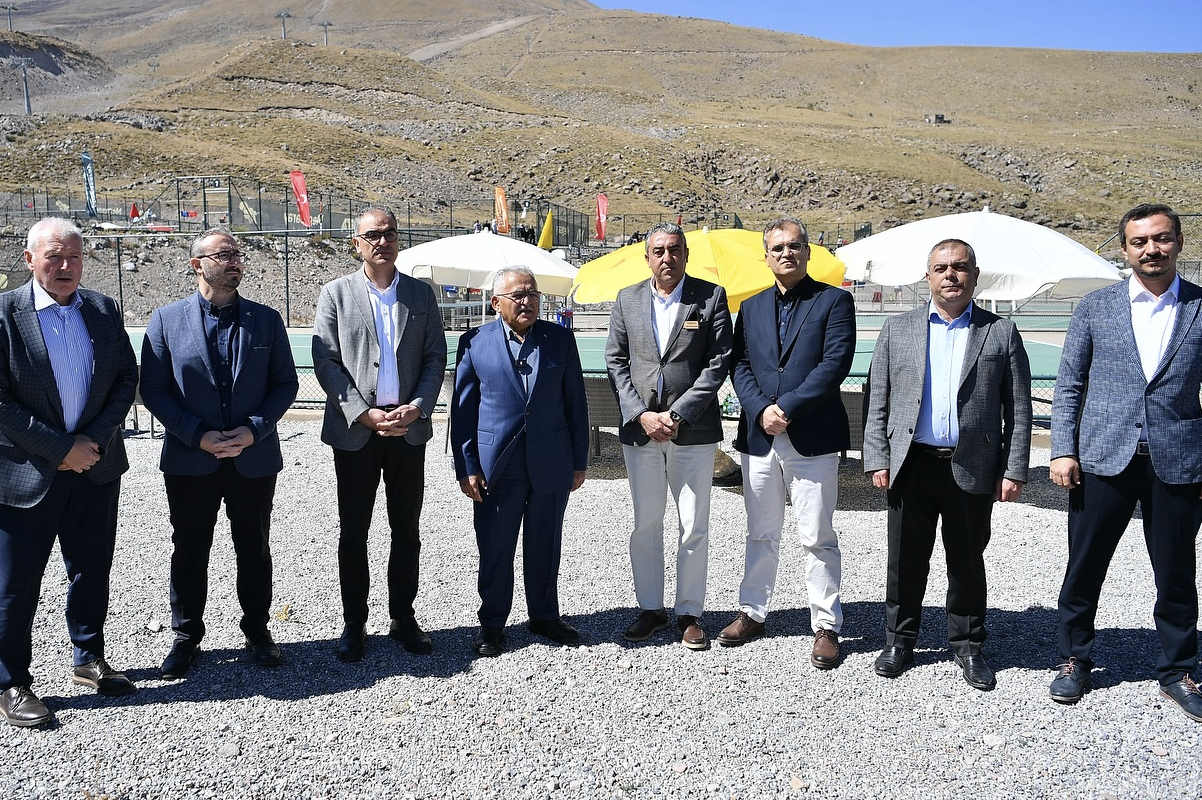 Büyükkılıç  Erciyes'te spor ve turizm yatırımlarını inceledi