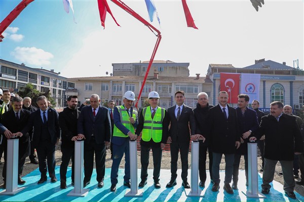 Düzce’de Cedidiye Kent Meydanı Projesi’nin ikinci etabı için temel atıldı