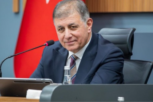 Tugay: Körfezden 1 milyon 350 bin ton çamur çıkardık 