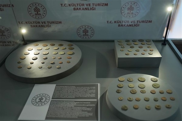 1.700 yıllık sikkeler Türkiye’ye iade edildi