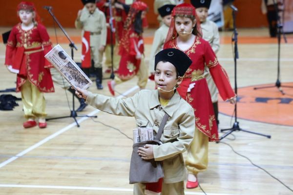 İnegöl’de 23 Nisan törenlerle kutlandı