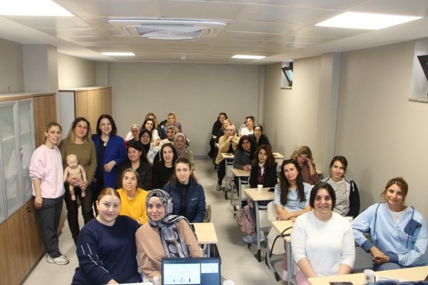 Kartal’da kadınlara yönelik temel ilk yardım eğitimi verildi