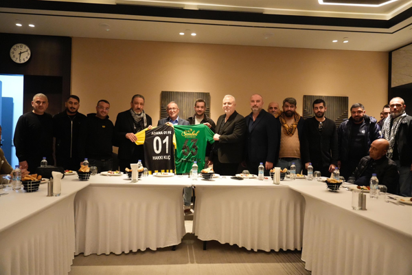 Şanlıurfaspor ve Adana 01 FK yönetimleri iftarda buluştu