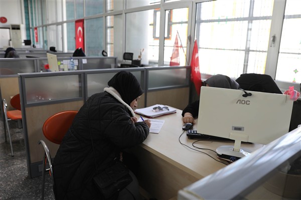 Keçiören Belediyesi Kariyer Ofisi'nden 495 kişiye iş imkanı