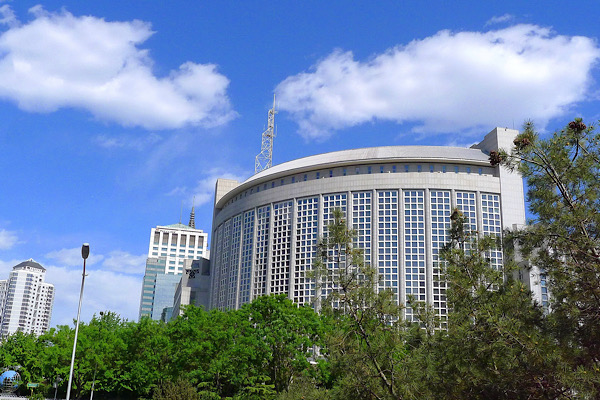 Pakistan Dışişleri Bakanı Dar Çin'i ziyaret edecek