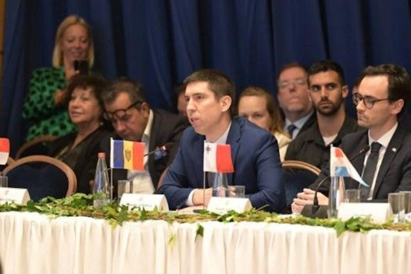 Popșoi: Almanya'nın sürekli desteği için minnettarım