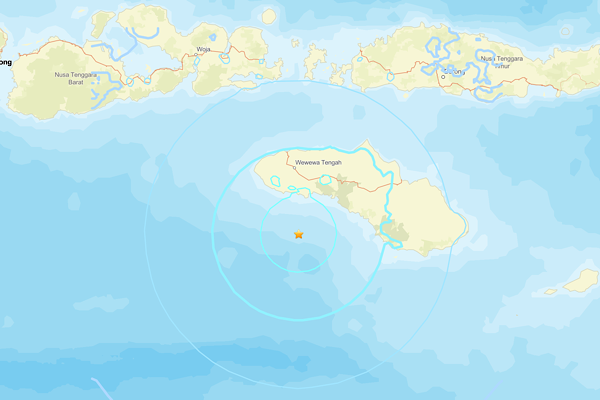 Endonezya'da deprem