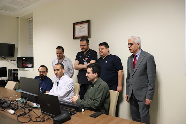 Harran Üniversitesi Hastanesinde simülasyonla invaziv eğitim düzenlendi