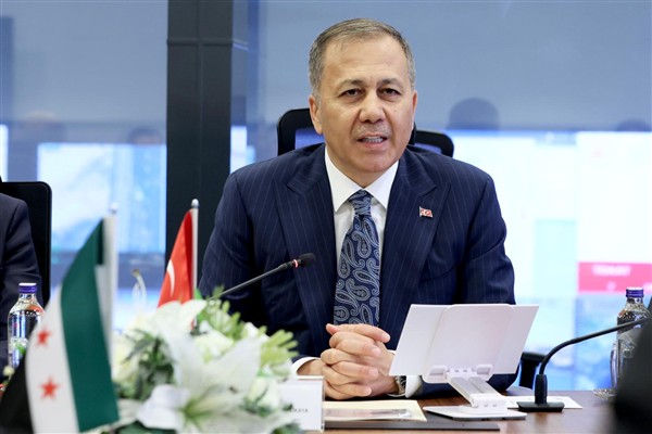 Bakan Yerlikaya: Yeni kanun teklifi ile ihlalleri ortadan kaldıracağız -  Hibya Haber Ajansı