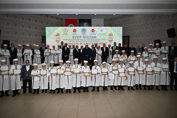 Gölcük’te 41 hafız için icazet töreni düzenlendi