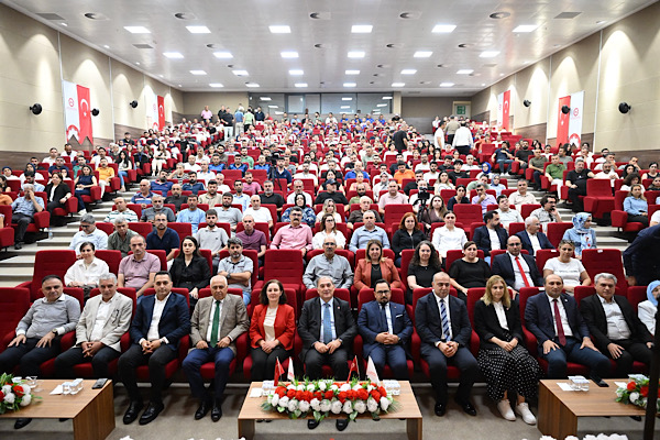 Adana'da 15 Temmuz'un 10. yılı anma programı düzenlendi