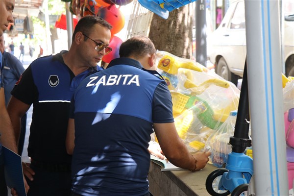 Manisa'da kaldırım işgallerine yönelik denetim