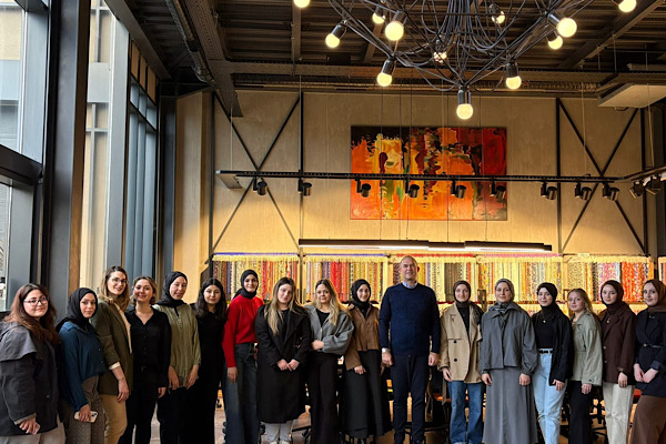 Öğrenciler, sertifika programı kapsamında İpeker Tekstil’i ziyaret etti