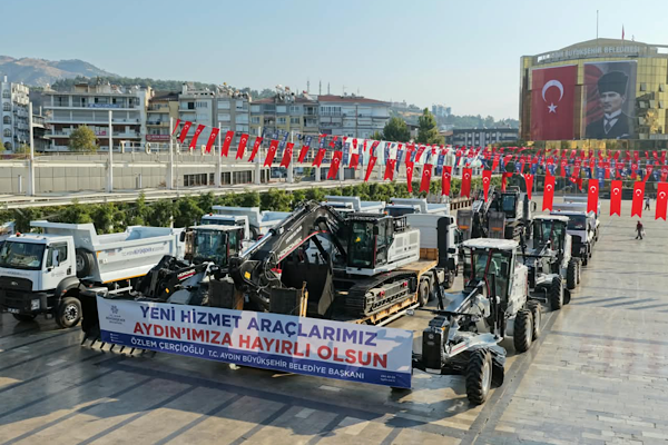  Aydın araç filosuna 14 yeni hizmet aracı kattı