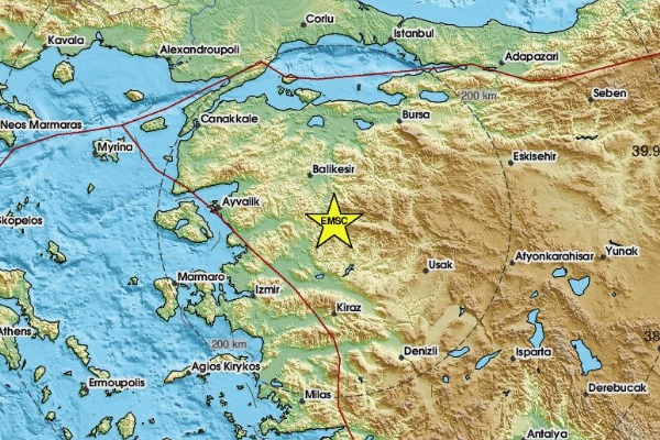 Balıkesir'de 6,1 büyüklüğünde deprem