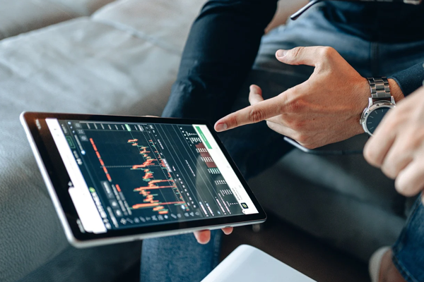 ABD'de tüketici güveni ocak ayında beklenmedik bir sertlikte geriledi