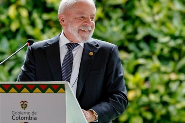 Brezilya Devlet Başkanı Lula,  Uruguay Devlet Başkanı Orsi ile görüştü