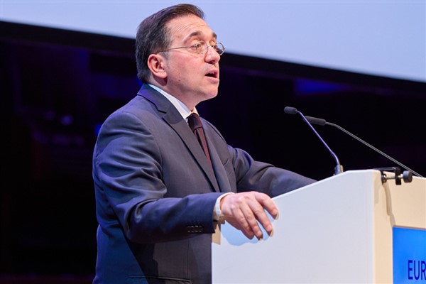 Albares: İspanyolların çıkarlarını savunan bir dış politikaya sahibiz