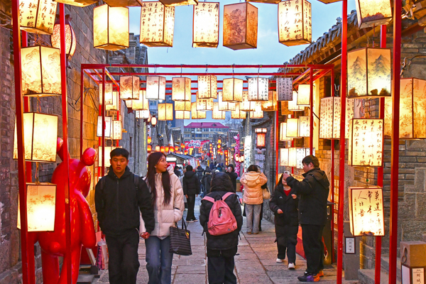 Çin’de yılbaşı tatilinde yolcu trafiğinde yüzde 19,5 artış