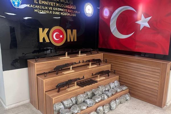 Şanlıurfa'da silah ve uyuşturucu operasyonu 