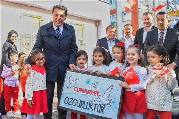 Esenyurtlu çocuklardan, Cumhuriyet Sergisi