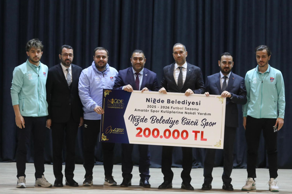 Niğde Belediyesi'nden amatör spor kulüplerine destek