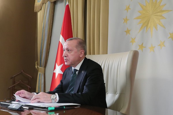 Cumhurbaşkanı Erdoğan, Hindistan Büyükelçisi Shresth’i kabul etti