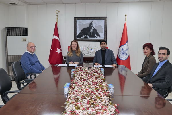 Konak Belediyesi'nden gençlere yönelik protokol