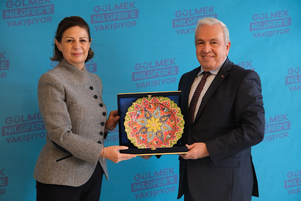 Başkan Ünlüce, Özdemir'i makamında ziyaret etti