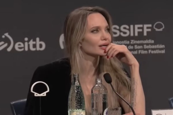 ABD'li ünlü oyuncu  Angelina Jolie: Ülkemi tanıyamıyorum