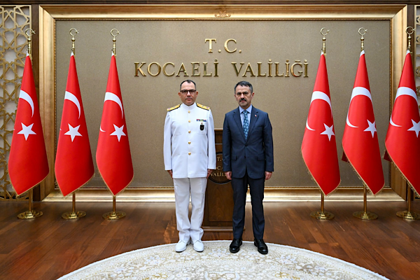 Gölcük Tersanesi Komutanı Afacan, Vali Aktaş’ı ziyaret etti